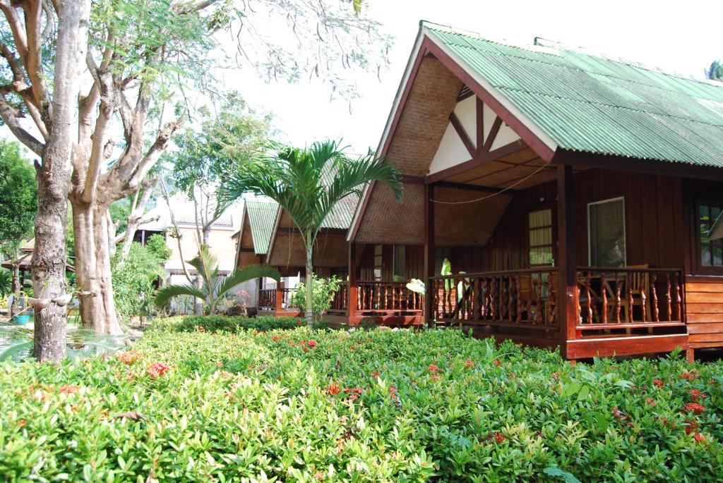 Rose Garden Samui Bungalows شاطئ لاماي الغرفة الصورة